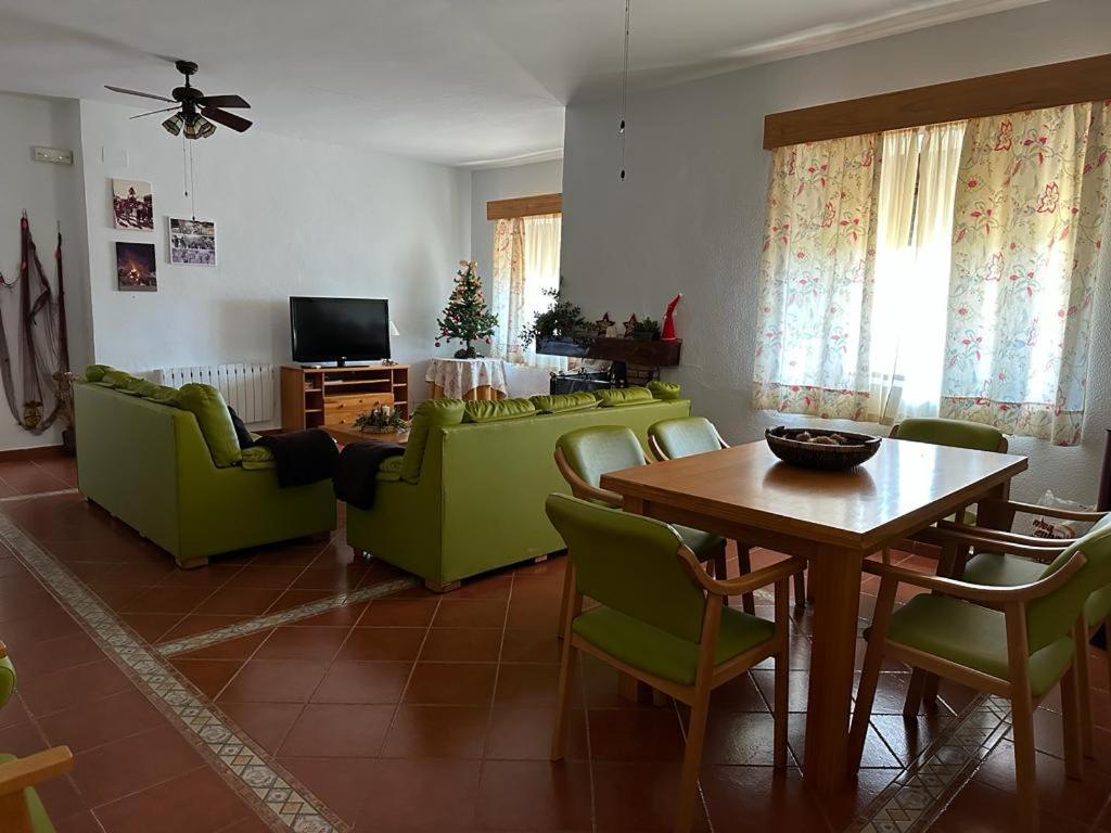 La Casa Barata, Casa Rural Cedillo Eksteriør billede
