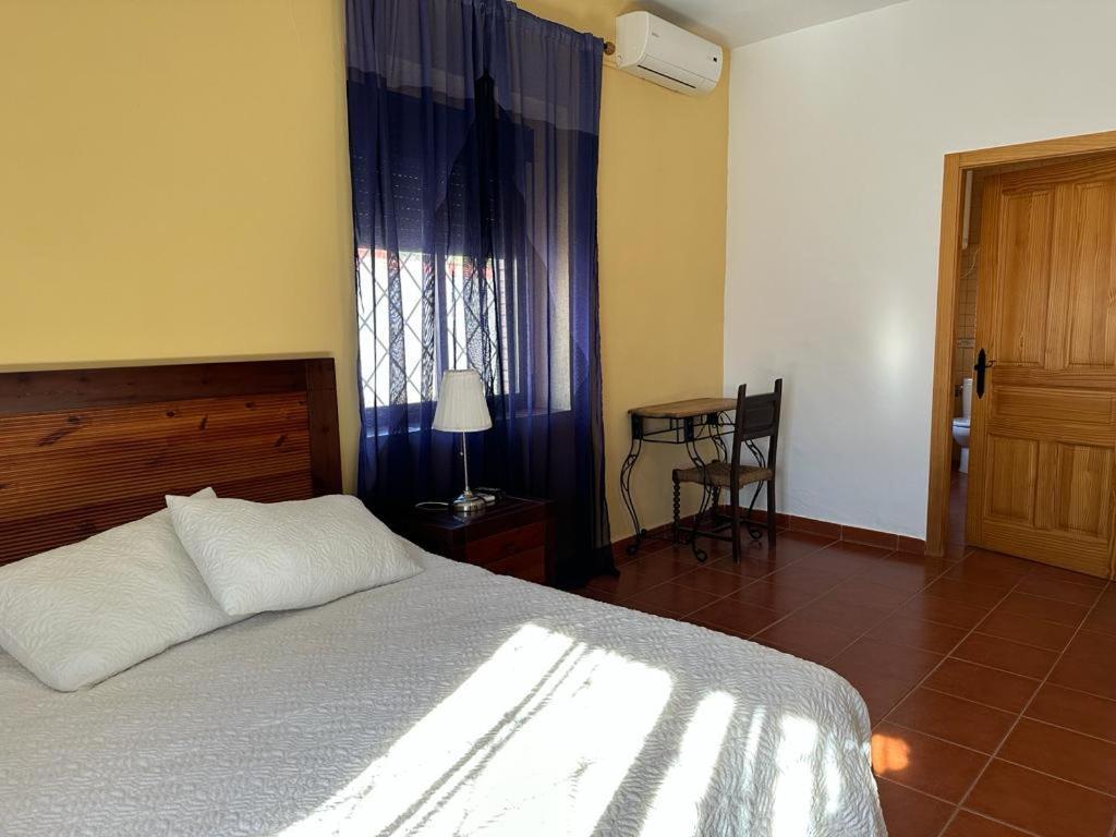 La Casa Barata, Casa Rural Cedillo Eksteriør billede
