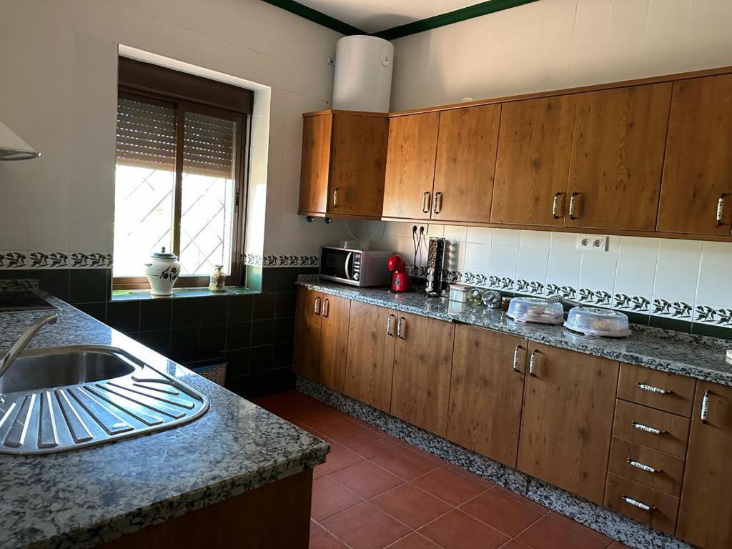 La Casa Barata, Casa Rural Cedillo Eksteriør billede